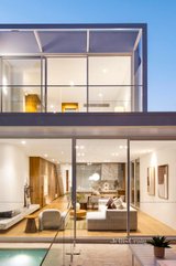 https://images.listonce.com.au/custom/160x/listings/14b-brooks-street-bentleigh-east-vic-3165/567/01691567_img_23.jpg?uiY8S-0OQuw