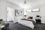 https://images.listonce.com.au/custom/160x/listings/14b-lorraine-street-cheltenham-vic-3192/645/01335645_img_09.jpg?QD6zqg6VZYA