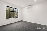 https://images.listonce.com.au/custom/160x/listings/15-15a-shakespeare-avenue-mooroolbark-vic-3138/806/01883806_img_15.jpg?jGFWdTEZM5E