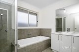 https://images.listonce.com.au/custom/160x/listings/15-adrianus-street-alfredton-vic-3350/905/01913905_img_04.jpg?ZgSp8I34G2Y