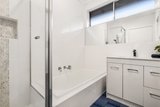 https://images.listonce.com.au/custom/160x/listings/15-albany-drive-mulgrave-vic-3170/820/01735820_img_09.jpg?Jy5NlghbJBs