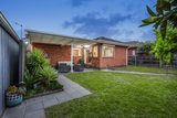 https://images.listonce.com.au/custom/160x/listings/15-albany-drive-mulgrave-vic-3170/820/01735820_img_12.jpg?8C235Mz_ots