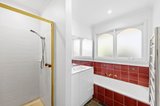 https://images.listonce.com.au/custom/160x/listings/15-albert-road-north-warrandyte-vic-3113/588/01903588_img_07.jpg?_FMMRNrbR64