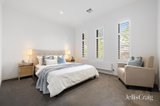 https://images.listonce.com.au/custom/160x/listings/15-alwyn-street-mitcham-vic-3132/364/01872364_img_09.jpg?NPimjubnyBc