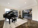 https://images.listonce.com.au/custom/160x/listings/15-austin-street-balwyn-vic-3103/460/01684460_img_05.jpg?qyvVKhn3MLw