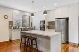 https://images.listonce.com.au/custom/160x/listings/15-baldwin-road-blackburn-vic-3130/711/01630711_img_04.jpg?FMyw271rJvc