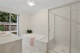 https://images.listonce.com.au/custom/160x/listings/15-barry-court-grovedale-vic-3216/440/01598440_img_08.jpg?his5z4iNEwU