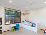 https://images.listonce.com.au/custom/160x/listings/15-bella-vista-way-lilydale-vic-3140/465/01529465_img_15.jpg?aNz0OApFWPU