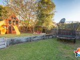 https://images.listonce.com.au/custom/160x/listings/15-bella-vista-way-lilydale-vic-3140/465/01529465_img_19.jpg?soWfBeatU7c