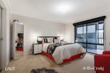 https://images.listonce.com.au/custom/160x/listings/15-bellbird-drive-lilydale-vic-3140/755/00754755_img_15.jpg?Yoamt8uhmnU