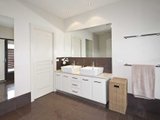 https://images.listonce.com.au/custom/160x/listings/15-birchwood-drive-st-albans-park-vic-3219/553/01699553_img_15.jpg?c-MmRGwvVlE