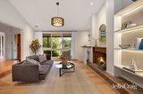 https://images.listonce.com.au/custom/160x/listings/15-blackwood-drive-wonga-park-vic-3115/275/01922275_img_04.jpg?oZzuY8DTnQw
