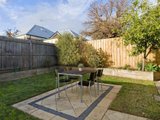 https://images.listonce.com.au/custom/160x/listings/15-blessington-street-newtown-vic-3220/901/01698901_img_09.jpg?tylmNnNdvko
