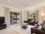 https://images.listonce.com.au/custom/160x/listings/15-blue-ridge-drive-mooroolbark-vic-3138/058/01524058_img_07.jpg?uy08q7yvH3M