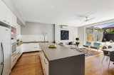 https://images.listonce.com.au/custom/160x/listings/15-bowen-street-prahran-vic-3181/889/00487889_img_02.jpg?jOCx1vvlmK4