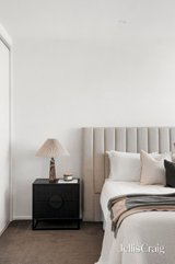 https://images.listonce.com.au/custom/160x/listings/15-boyd-street-richmond-vic-3121/857/01767857_img_13.jpg?TiOFM9O7Xrk