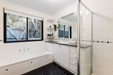 https://images.listonce.com.au/custom/160x/listings/15-braden-brae-drive-warranwood-vic-3134/182/01509182_img_13.jpg?bYOX8ISMn8w