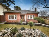 https://images.listonce.com.au/custom/160x/listings/15-braemar-street-mont-albert-north-vic-3129/229/01685229_img_01.jpg?jeS64io3MhA