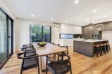 https://images.listonce.com.au/custom/160x/listings/15-bridges-street-glen-iris-vic-3146/382/00621382_img_05.jpg?HxNqrKaghaY