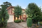 https://images.listonce.com.au/custom/160x/listings/15-brinawa-drive-greensborough-vic-3088/227/01508227_img_01.jpg?X-zMtnBaJek