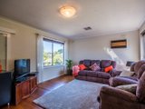 https://images.listonce.com.au/custom/160x/listings/15-bristol-court-kilsyth-vic-3137/464/01524464_img_01.jpg?iroiuD5r3rA