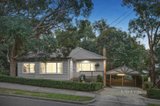 https://images.listonce.com.au/custom/160x/listings/15-calrossie-avenue-montmorency-vic-3094/100/01361100_img_01.jpg?gKLCru7OH-A