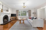 https://images.listonce.com.au/custom/160x/listings/15-calrossie-avenue-montmorency-vic-3094/100/01361100_img_02.jpg?ePSYmHw--2o