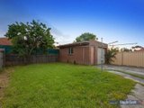 https://images.listonce.com.au/custom/160x/listings/15-cameron-avenue-altona-meadows-vic-3028/585/01202585_img_05.jpg?rajZg3Dq-ew