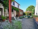 https://images.listonce.com.au/custom/160x/listings/15-canterbury-road-albert-park-vic-3206/412/01087412_img_03.jpg?3pk1tRM-9tE