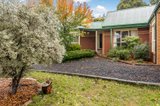 https://images.listonce.com.au/custom/160x/listings/15-carinya-drive-gisborne-vic-3437/046/01898046_img_12.jpg?ugrgrpBJlfM