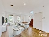 https://images.listonce.com.au/custom/160x/listings/15-carnell-place-balwyn-north-vic-3104/582/01581582_img_02.jpg?JyoPwVZfMBw