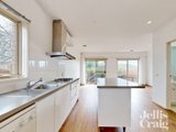 https://images.listonce.com.au/custom/160x/listings/15-carnell-place-balwyn-north-vic-3104/582/01581582_img_04.jpg?uk9c9Dx6dsc