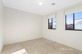 https://images.listonce.com.au/custom/160x/listings/15-casey-crescent-viewbank-vic-3084/238/01778238_img_08.jpg?VpFojbdIH6g
