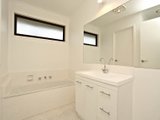 https://images.listonce.com.au/custom/160x/listings/15-chesney-drive-ringwood-vic-3134/253/01525253_img_06.jpg?HjqQvRa2x7I