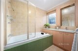 https://images.listonce.com.au/custom/160x/listings/15-cromwell-street-eltham-vic-3095/187/01169187_img_07.jpg?50GI4zifXdo