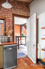 https://images.listonce.com.au/custom/160x/listings/15-darlington-parade-richmond-vic-3121/885/01902885_img_05.jpg?wWkbXkPkHJo