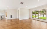 https://images.listonce.com.au/custom/160x/listings/15-darraweit-road-wallan-vic-3756/540/01772540_img_07.jpg?96wlaFPrSoU