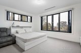 https://images.listonce.com.au/custom/160x/listings/15-davis-street-doncaster-vic-3108/939/01582939_img_06.jpg?cc0s667FdgU