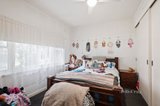 https://images.listonce.com.au/custom/160x/listings/15-deschamps-street-lilydale-vic-3140/754/01736754_img_06.jpg?WsPRmAZitRY