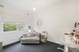 https://images.listonce.com.au/custom/160x/listings/15-deschamps-street-lilydale-vic-3140/754/01736754_img_07.jpg?zDdB6rZ8ReY