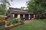 https://images.listonce.com.au/custom/160x/listings/15-dingley-dell-road-north-warrandyte-vic-3113/147/01490147_img_15.jpg?OBrwnftbQ0g