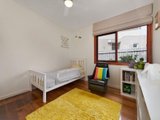 https://images.listonce.com.au/custom/160x/listings/15-douglas-street-blackburn-north-vic-3130/383/01684383_img_06.jpg?YOYlisT_Kx4