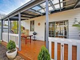 https://images.listonce.com.au/custom/160x/listings/15-eastmead-road-croydon-vic-3136/621/00620621_img_09.jpg?euvV5Ag7kvM