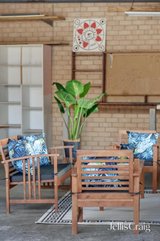 https://images.listonce.com.au/custom/160x/listings/15-eclipse-crescent-watsonia-vic-3087/551/01899551_img_16.jpg?QAMXPMOxc_k