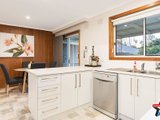 https://images.listonce.com.au/custom/160x/listings/15-edenhope-street-kilsyth-vic-3137/284/01526284_img_05.jpg?HC2VISDcu1I