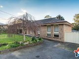 https://images.listonce.com.au/custom/160x/listings/15-edenhope-street-kilsyth-vic-3137/284/01526284_img_12.jpg?9qAE8Re3L3Y