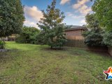 https://images.listonce.com.au/custom/160x/listings/15-edenhope-street-kilsyth-vic-3137/284/01526284_img_14.jpg?IaW5vT20jU8