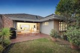 https://images.listonce.com.au/custom/160x/listings/15-edith-street-glen-waverley-vic-3150/045/01514045_img_01.jpg?dfAydEnFkgc