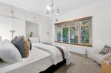 https://images.listonce.com.au/custom/160x/listings/15-edith-street-glen-waverley-vic-3150/045/01514045_img_07.jpg?OrgPT2-vSMY