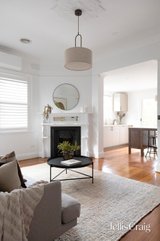 https://images.listonce.com.au/custom/160x/listings/15-fern-avenue-windsor-vic-3181/020/01808020_img_06.jpg?749GO2Ms0jY